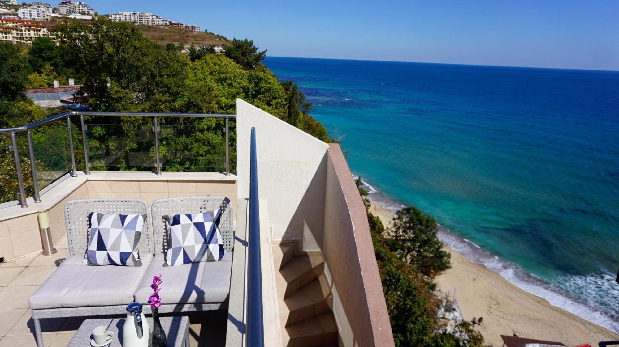 Апартаменти Бяла Клиф На Плажа - Apartments Byala Cliff First Line Exterior photo