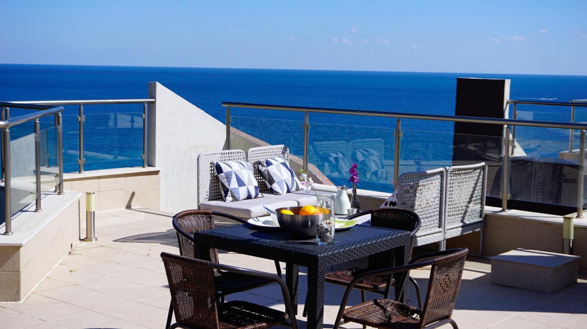 Апартаменти Бяла Клиф На Плажа - Apartments Byala Cliff First Line Exterior photo