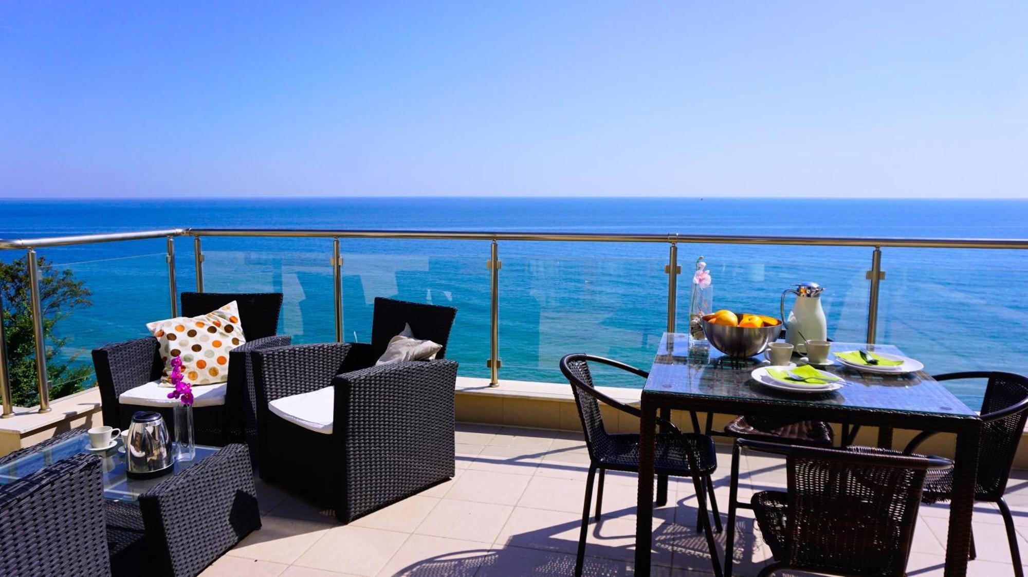Апартаменти Бяла Клиф На Плажа - Apartments Byala Cliff First Line Exterior photo